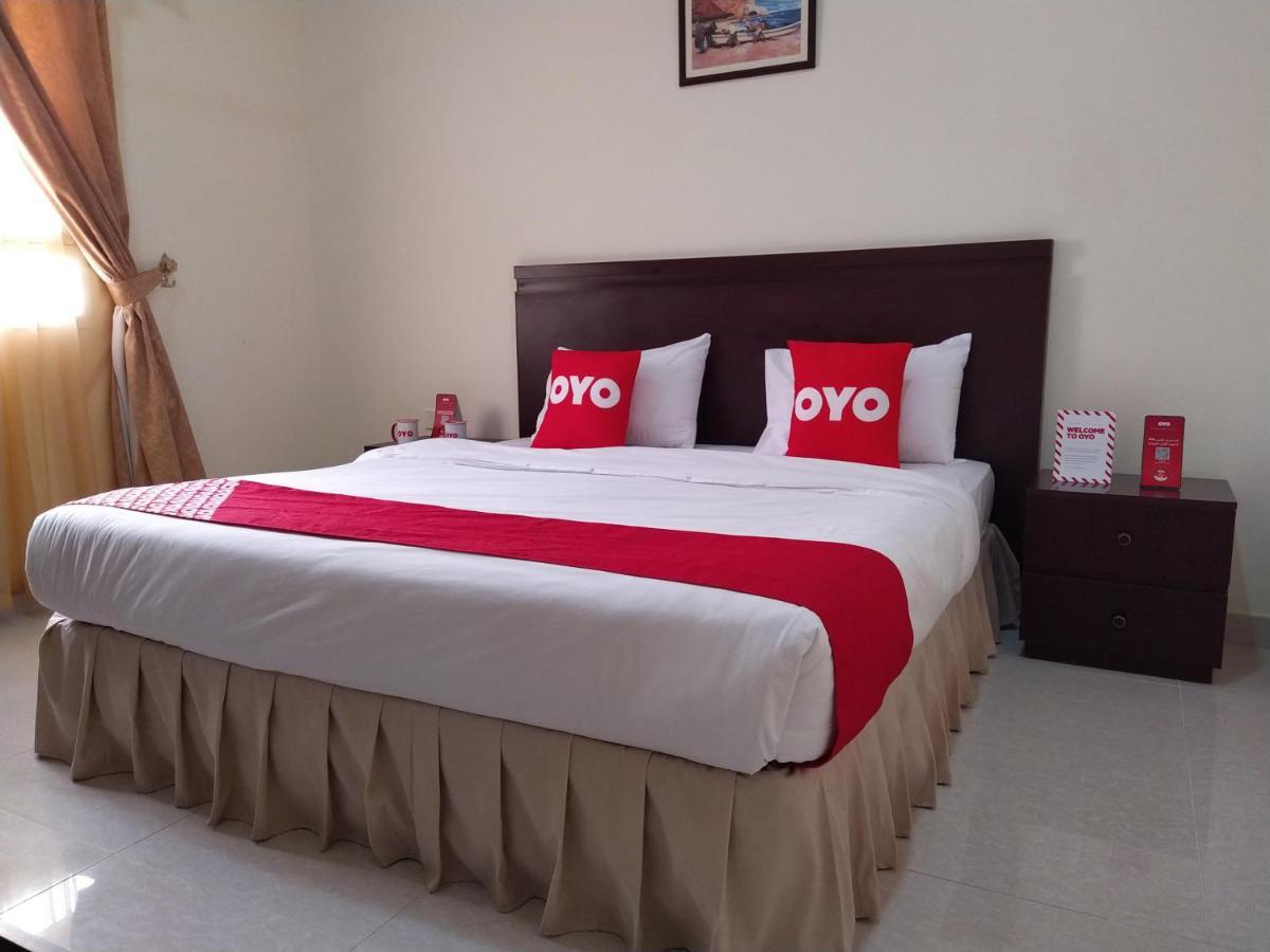 Super Oyo 107 Al Areen Hotel Apartments Shahiq Bagian luar foto