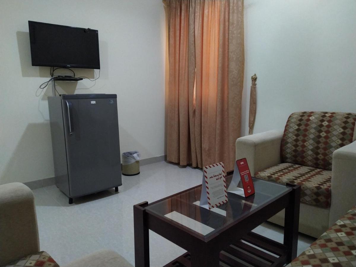 Super Oyo 107 Al Areen Hotel Apartments Shahiq Bagian luar foto